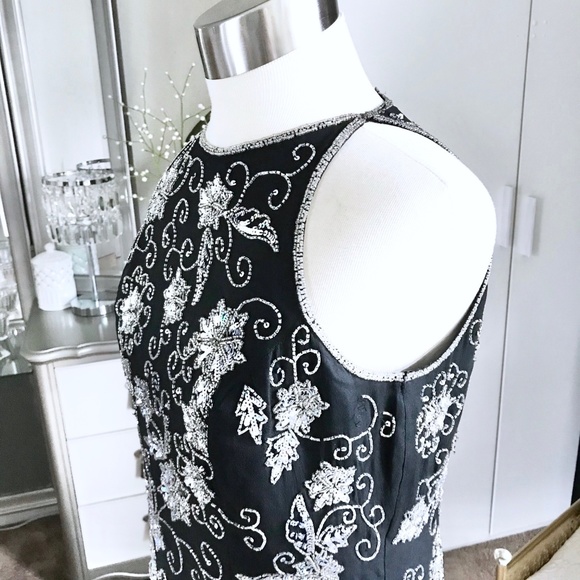 Halter Top Beaded Medium - Picture 3 of 8